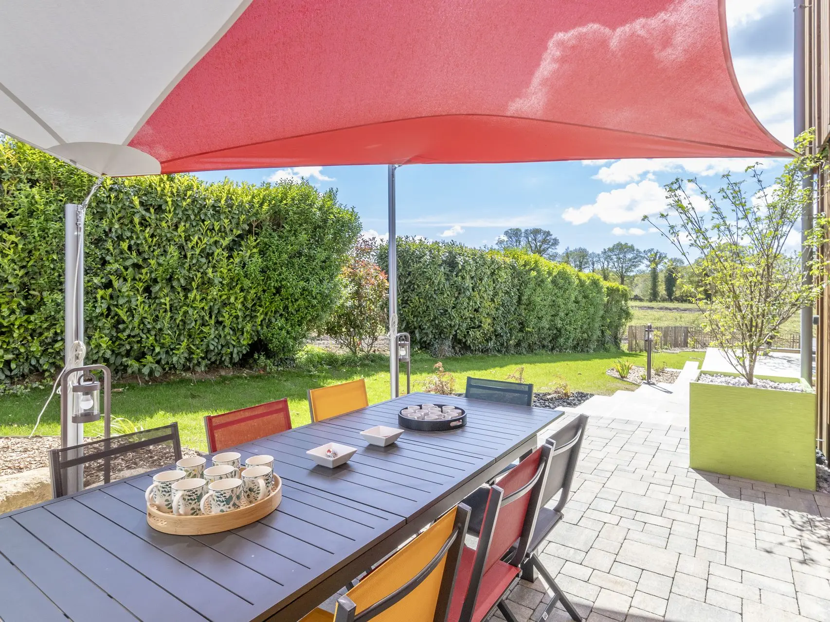 Terrasse en pavés préfa béton Germania antik calcaire coquillier 3 formats